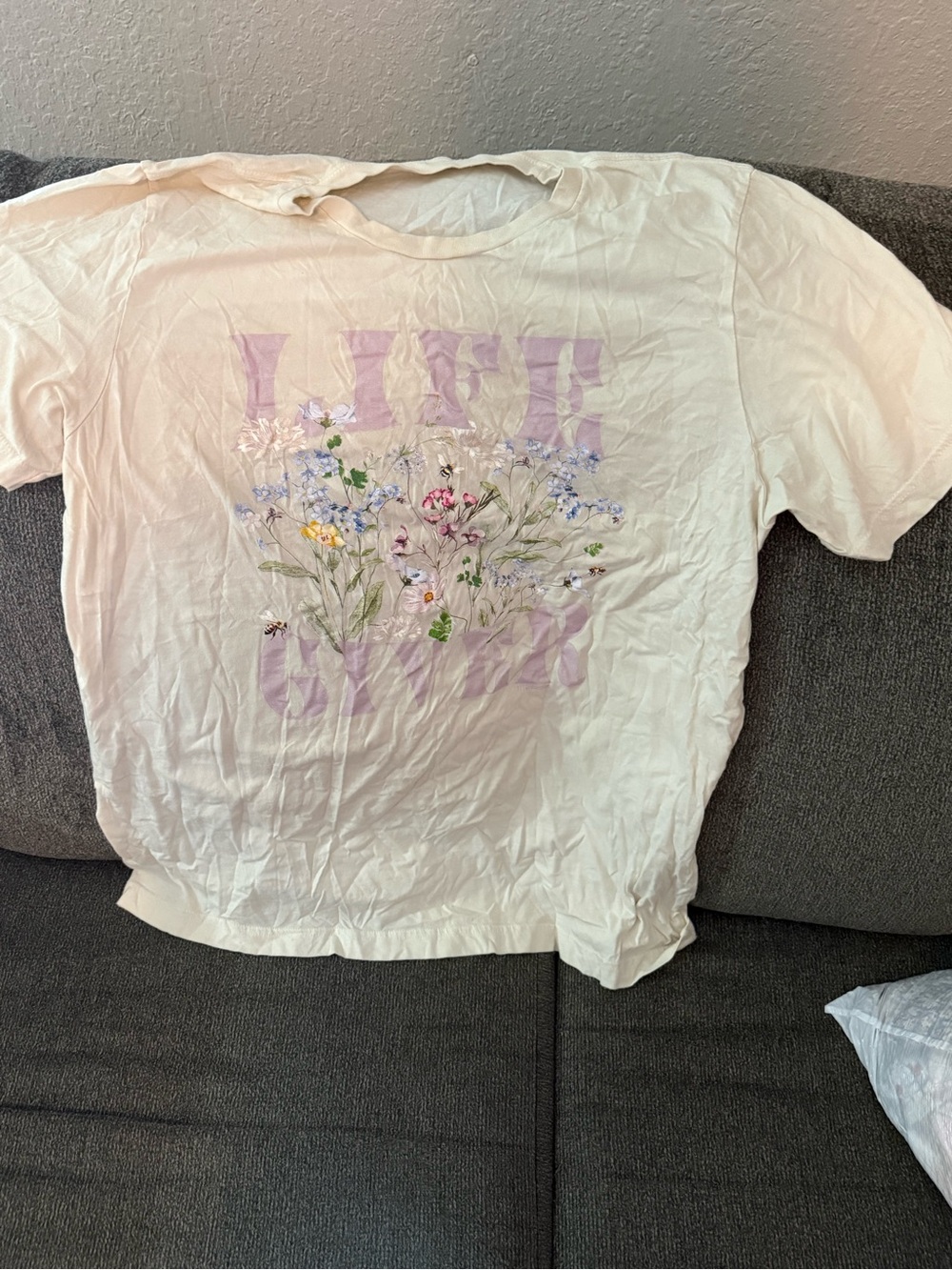 Women’s Floral Graphic Tee in Cream with Lavender Print